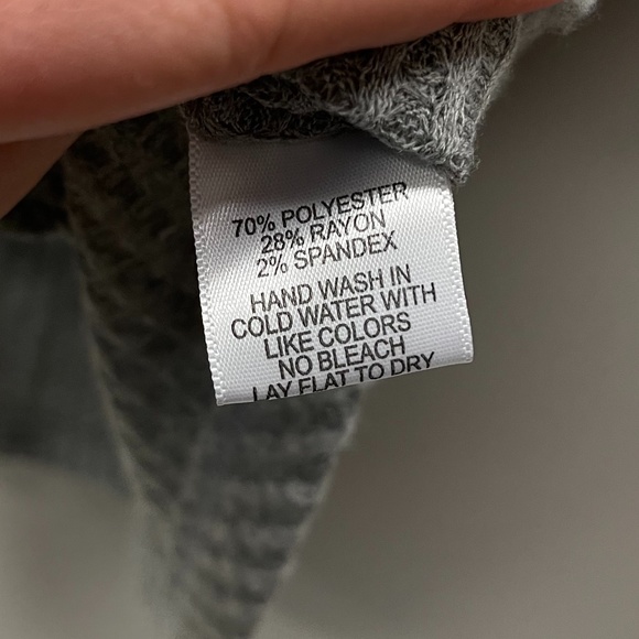 NWT Gibson Grey thermal tie up long sleeve top - Picture 5 of 5